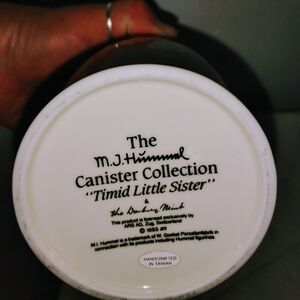 Hammitt White Canister - Timid Little Sister